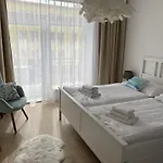The House * 波普拉德