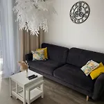 The House * بوبراد