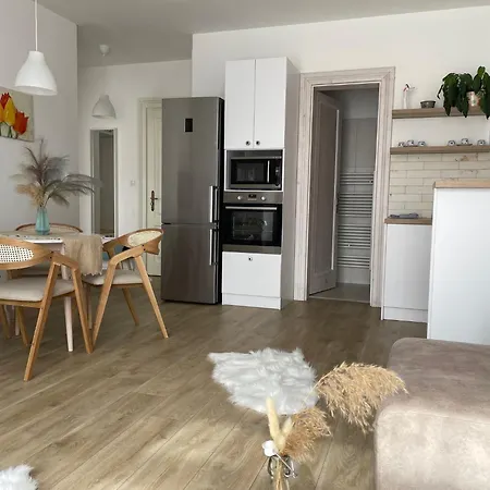 The House Apartment *