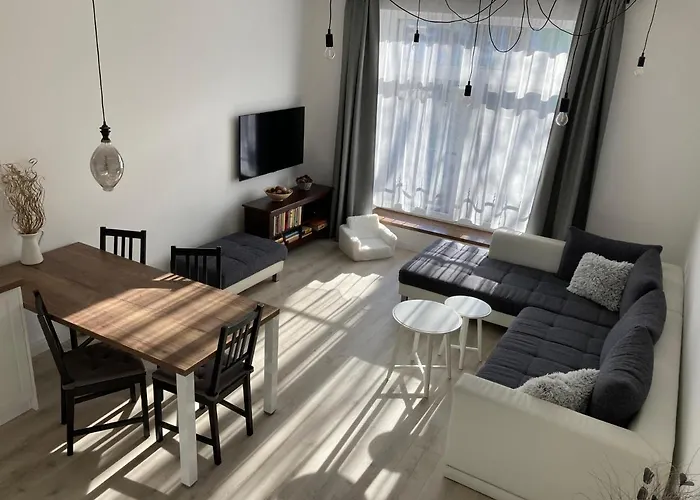 The House Apartment *